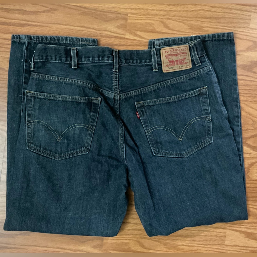 MEN’S Levi 541 Jeans